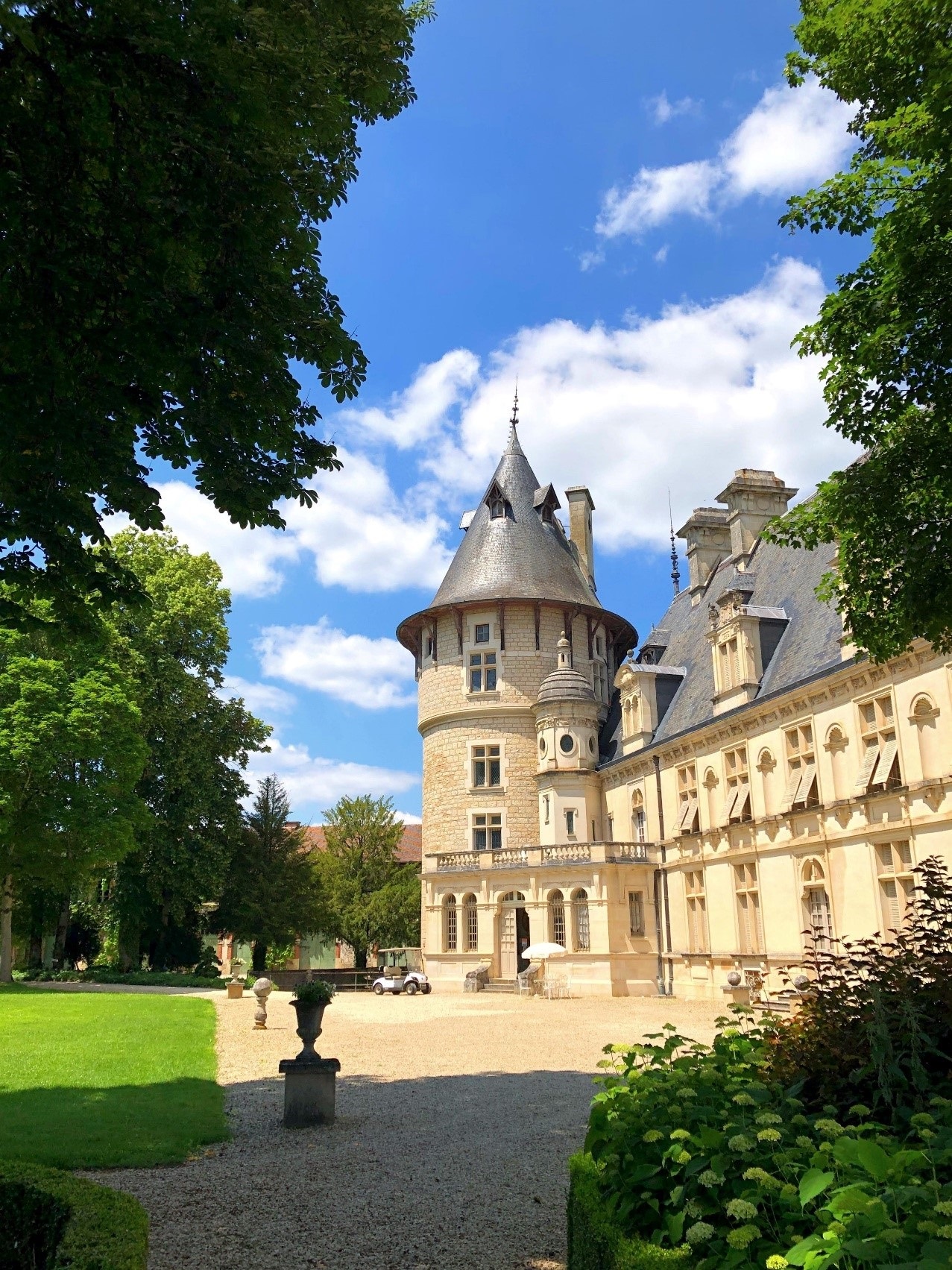 Chateau de Montigny-sur-Aube